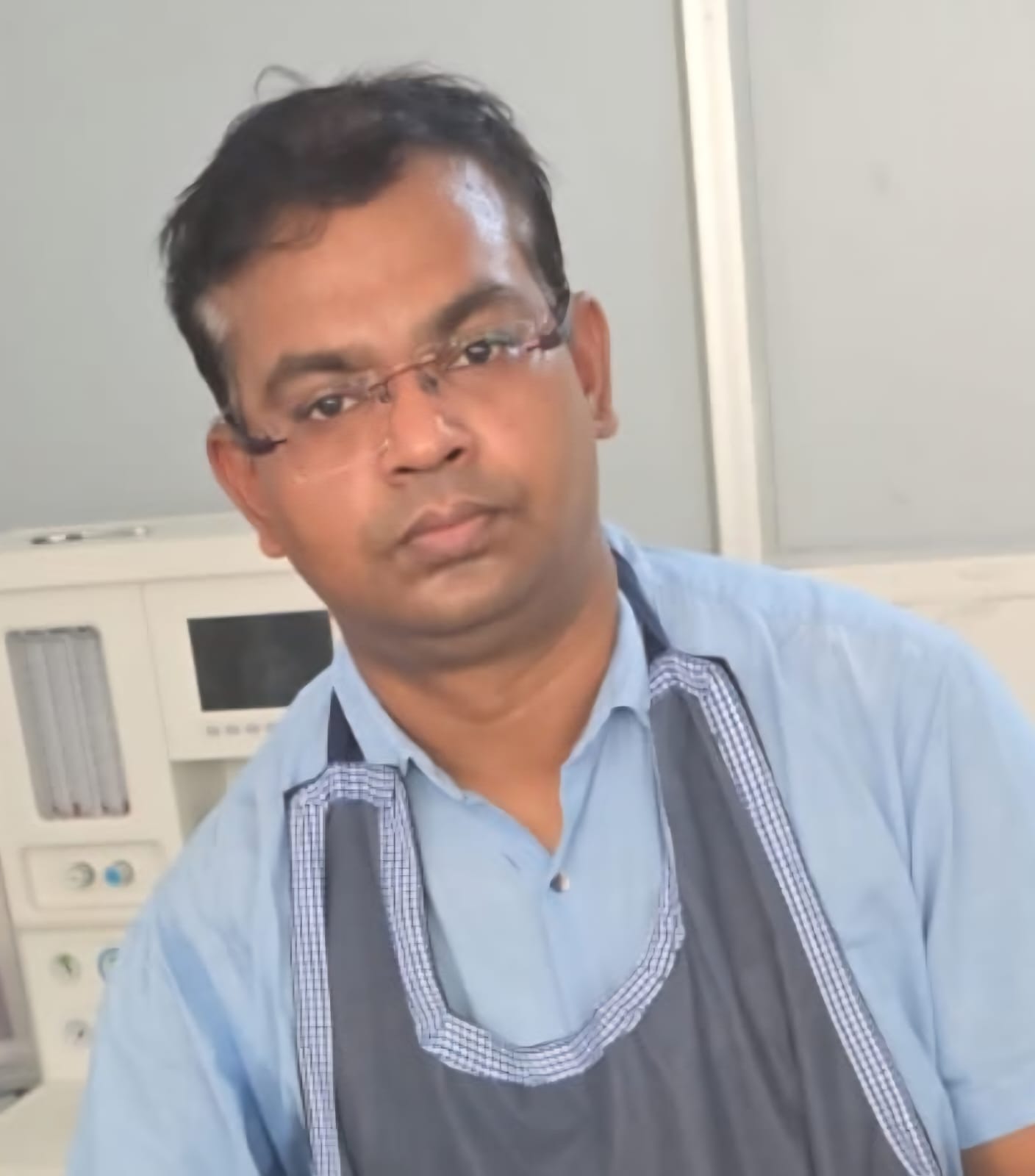 Dr. Vipin Gupta